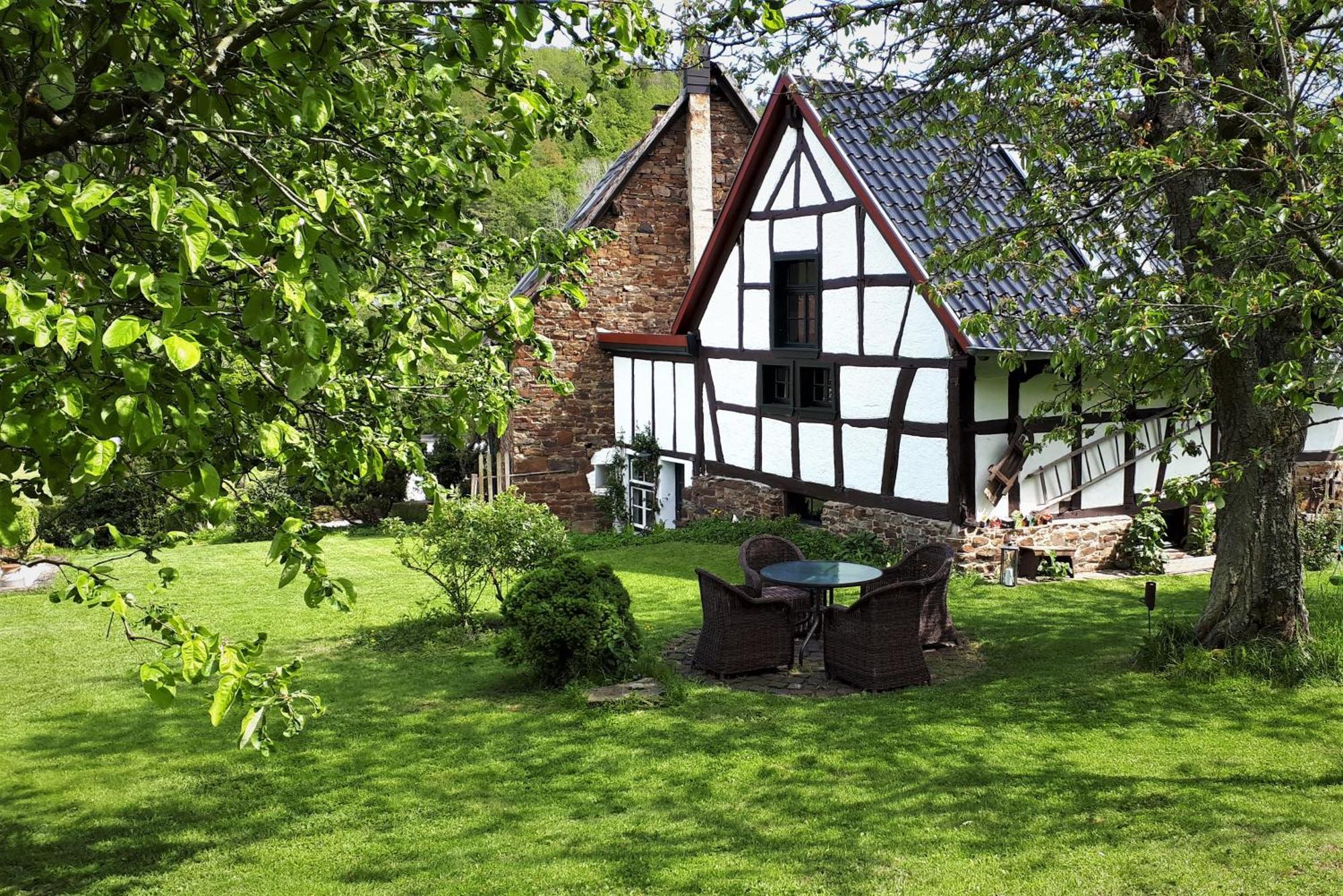 Landhaus Am Aremberg / Eifel Antweiler Exterior photo